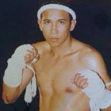 Kaensak Sor Ploenchit: The Mastermind of Muay Thai’s Golden Era