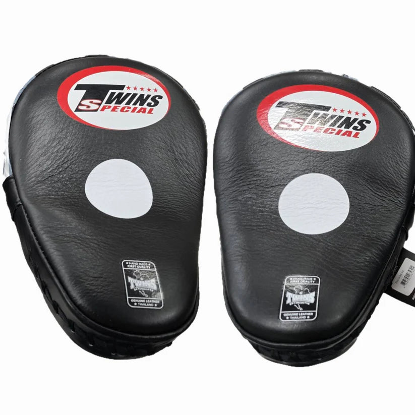 Twins Special Focus Mitts PML 10 Black - KICKPUNCHELBOW