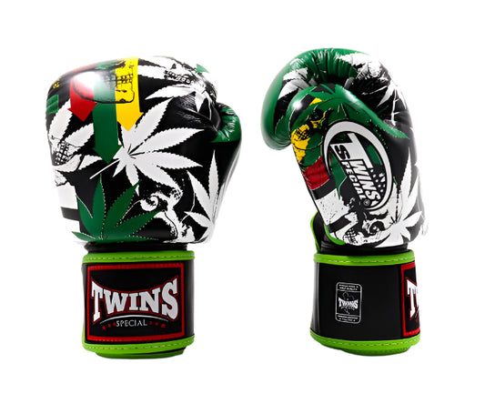 Twins Gloves - Grass - KICKPUNCHELBOW