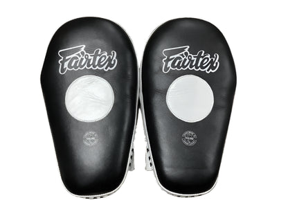 Fairtex Focus, Hybrid Mitts Pro Angular FMV8 White/Black - KICKPUNCHELBOW